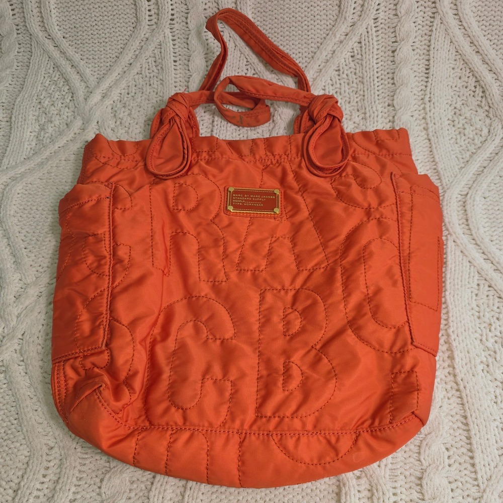 Marc‎ by Marc Jacobs Tote Bag Purse Orange Quilted Nylon Logo Interior